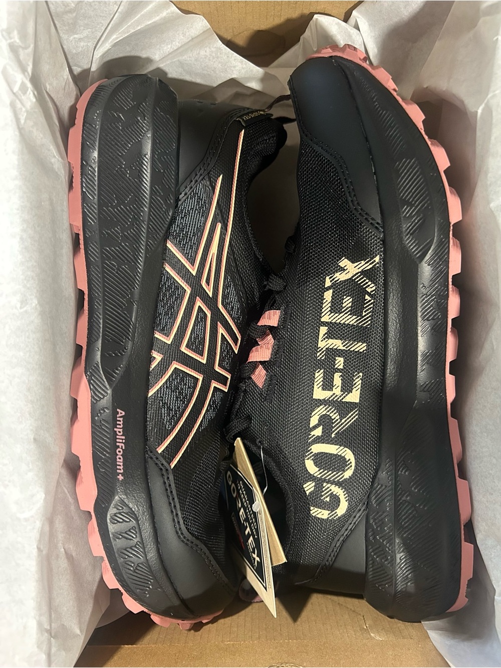 New ASICS Women's GORE-TEX Trail Running Shoes